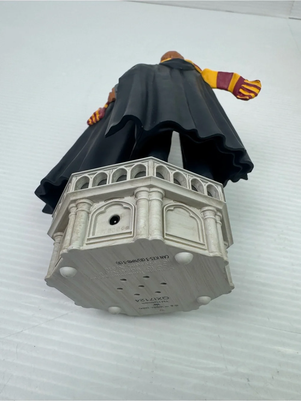 2024 Hallmark Ron Weasley And Hermione Granger Harry Potter Magic Ornament NIB